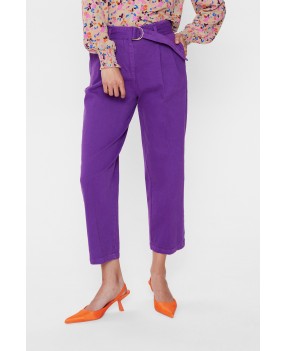 Pantalon Nucairo de NÜMPH coloris Tillandsia Purple #dresscodeshop#colmar #alsace#fashion boutique de créateurs