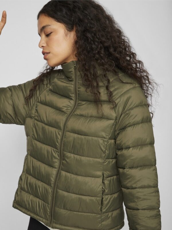 Veste Visibiria (Dusty Olive) de VILA – Image 3