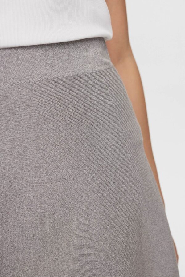 Jupe Nulillypilly (Light Grey) de NÜMPH – Image 5