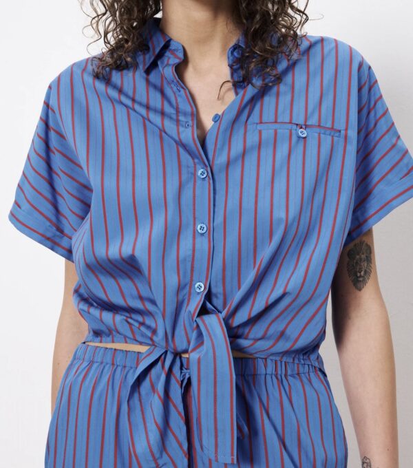 Chemise Carmelle (Bleu electrique) de FRNCH – Image 4