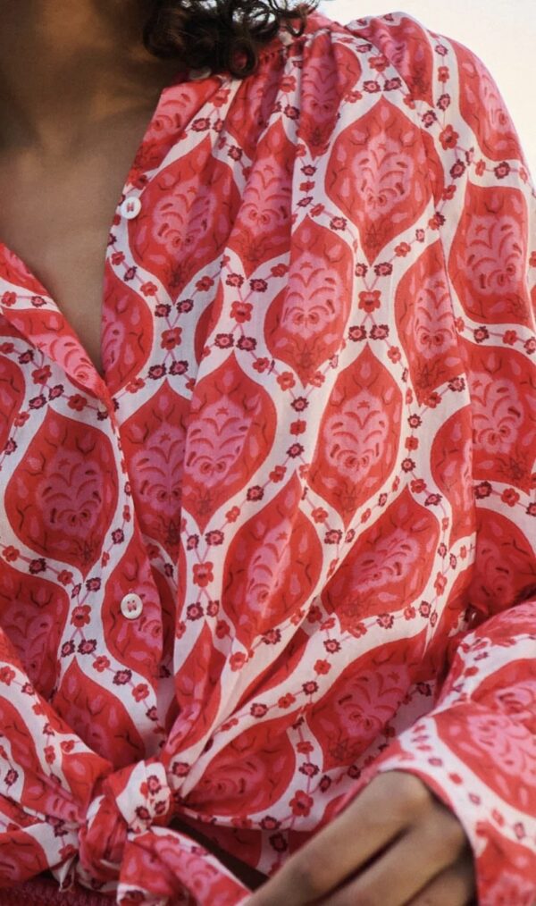 Blouse Tea (Fraise) de PETITE MENDIGOTE – Image 2